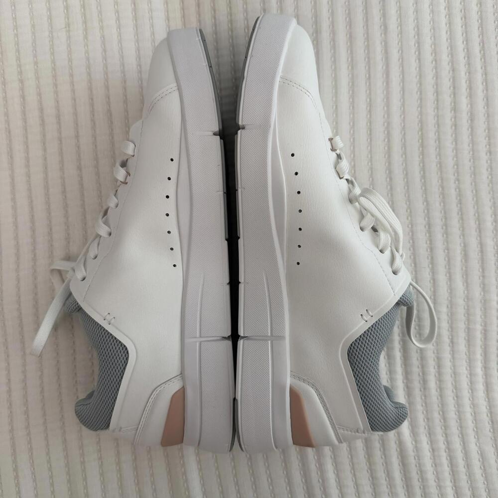 On The Roger Advantage Tennis Sneakers White/Rosehip Women’s 11 New - Picture 4 of 9